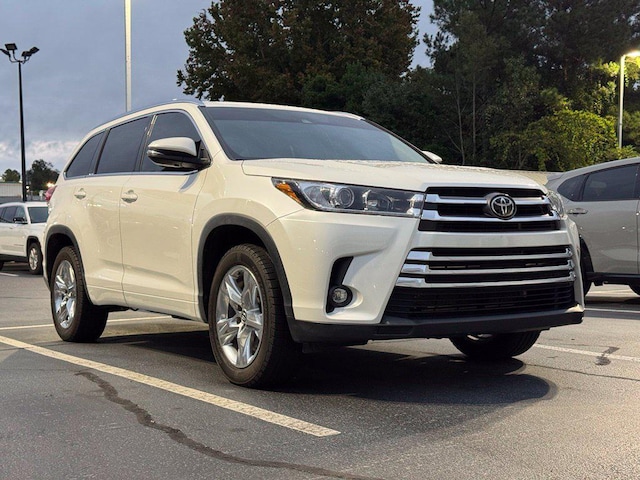 2019 Toyota Highlander Limited FWD photo