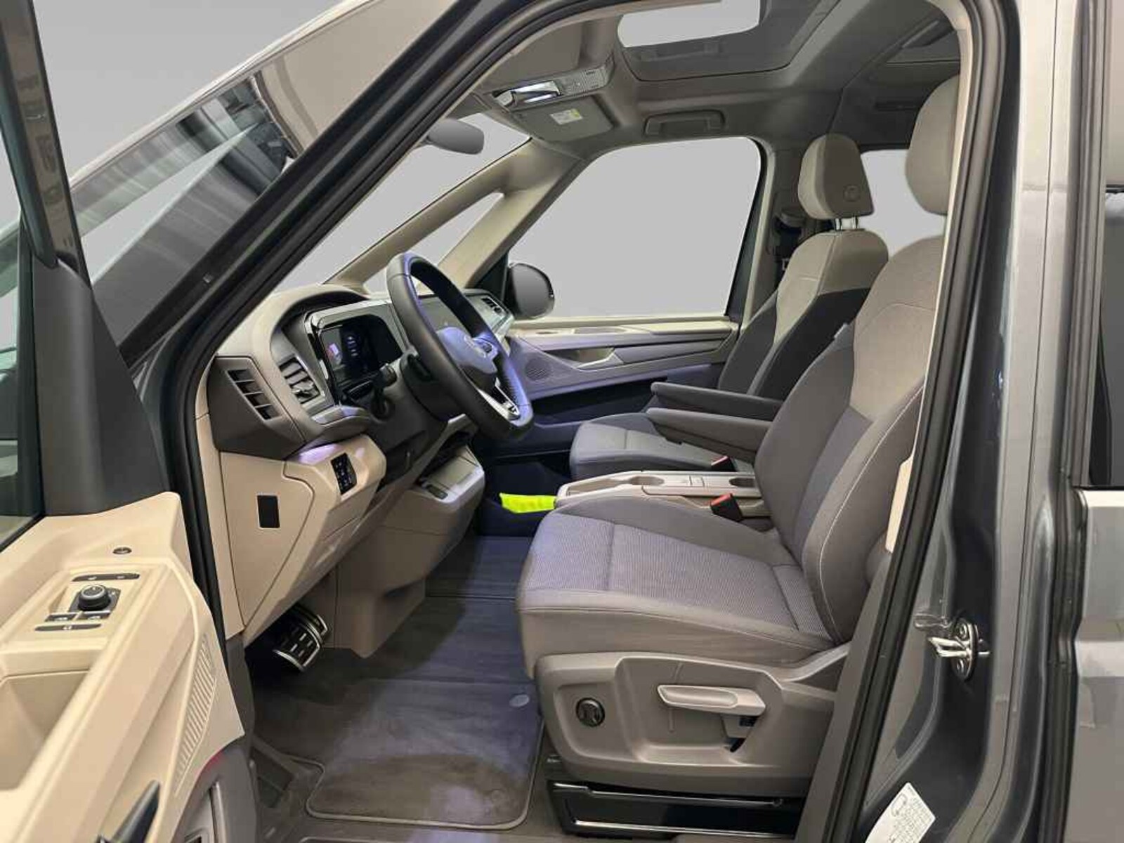 Volkswagen Multivan Langversion – Bild 11