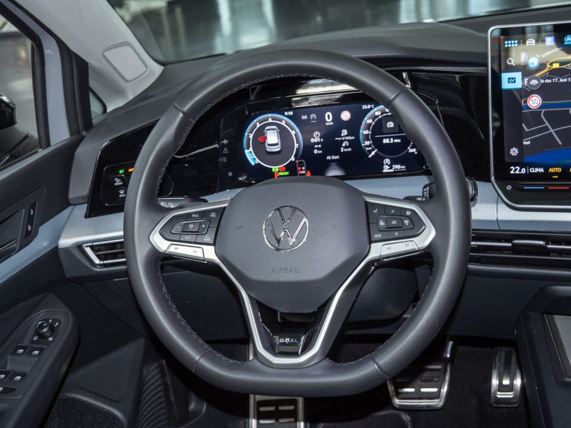 Volkswagen Golf Life