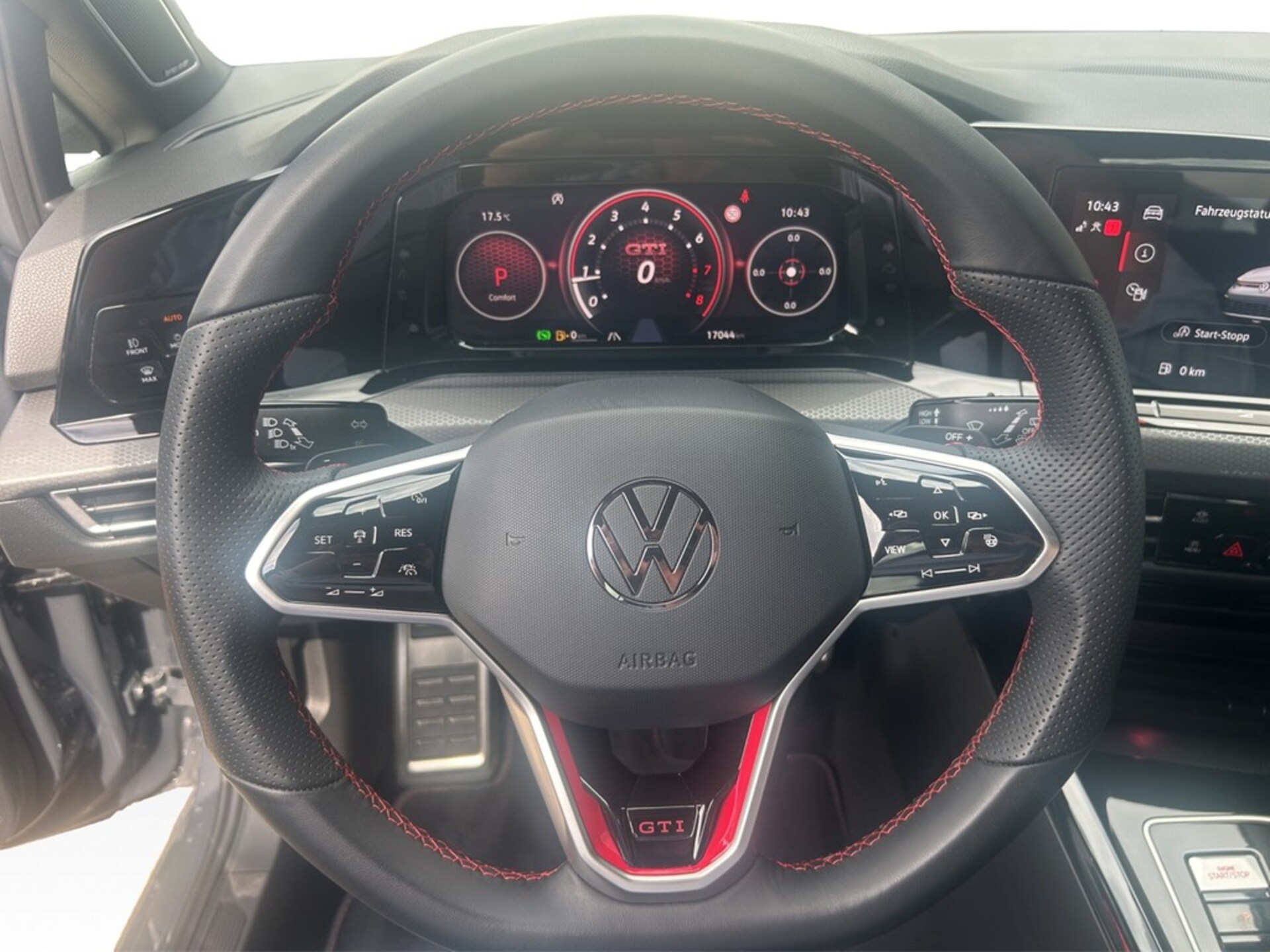 Volkswagen Golf GTI