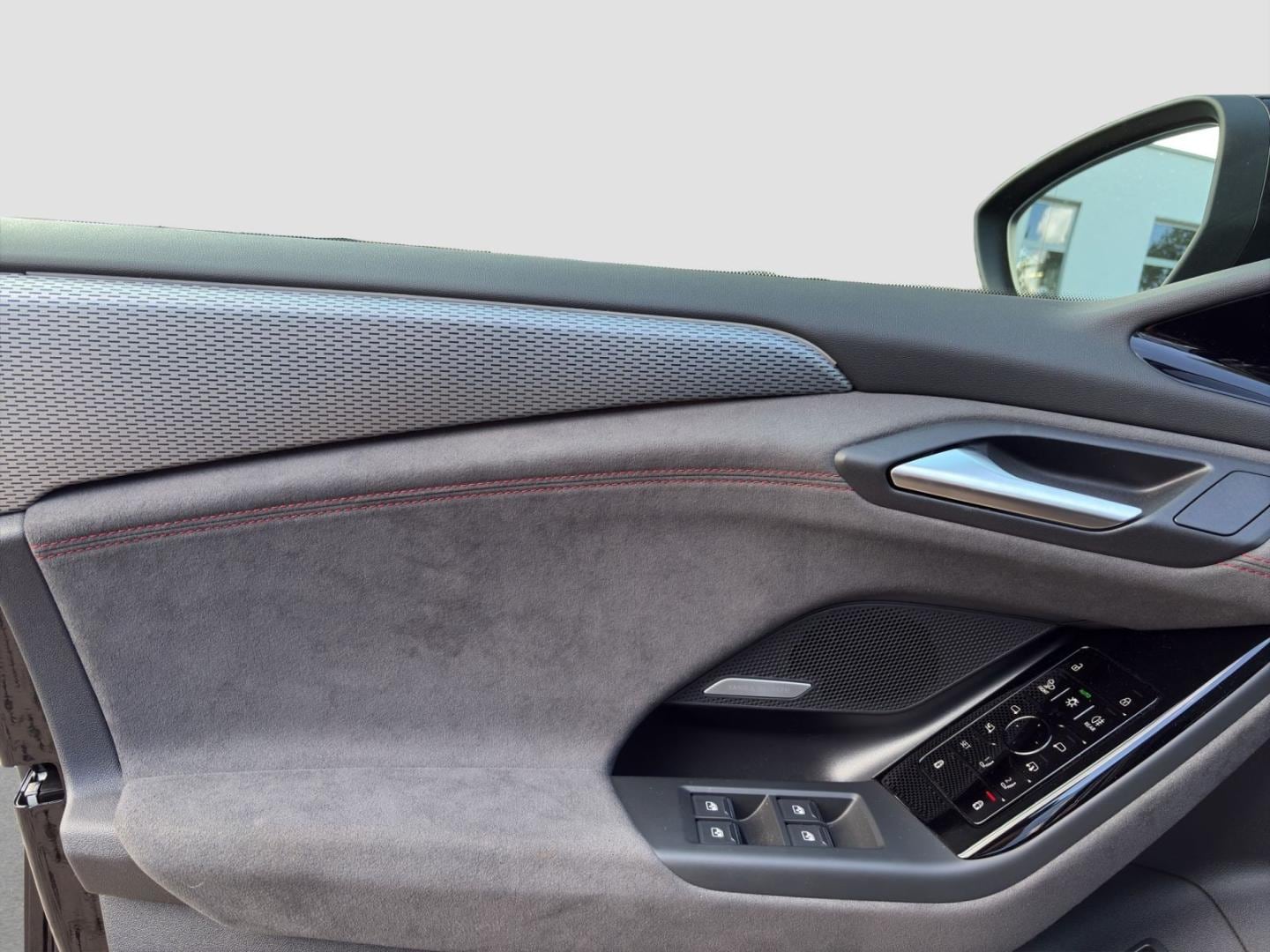 Bild über Audi A6 Sportback e-tron S line business e-tron performance 270 kW - für weitere Informationen kontaktieren Sie den Audi Partner