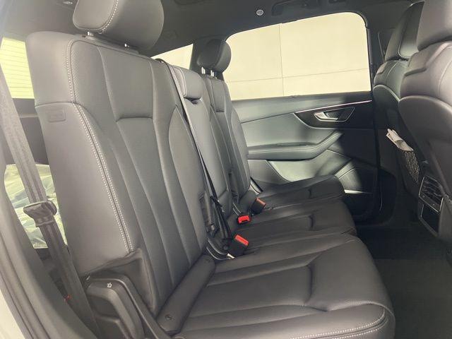 2026 Audi Q7 Premium Plus - Photo 14