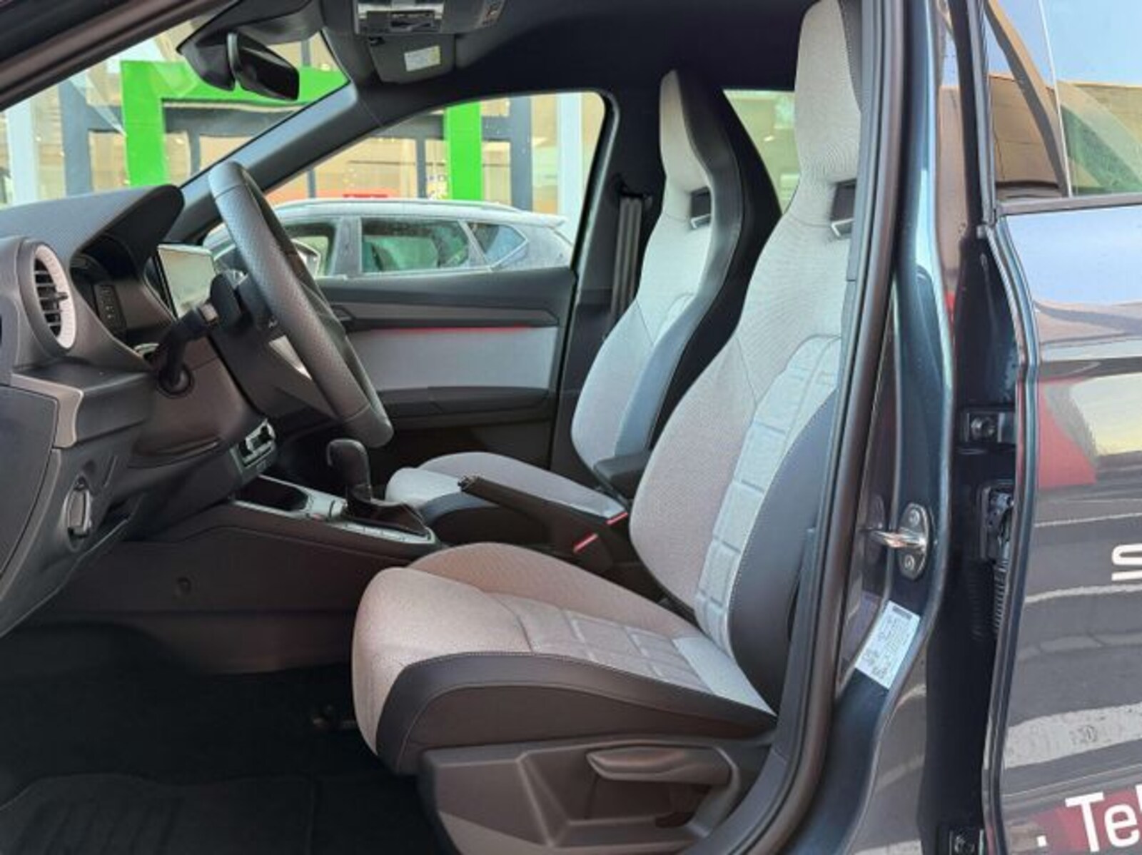 SEAT Arona – Bild 7
