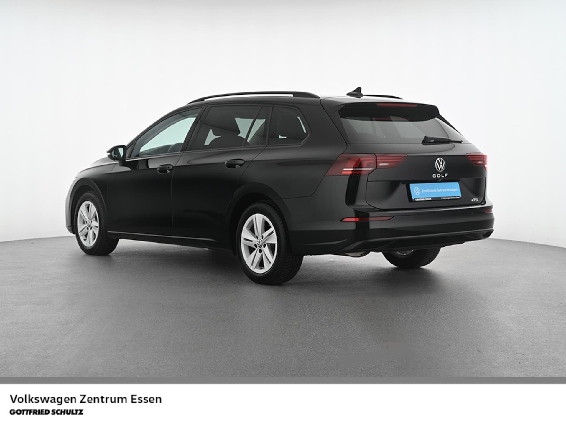 Volkswagen Golf Variant Life