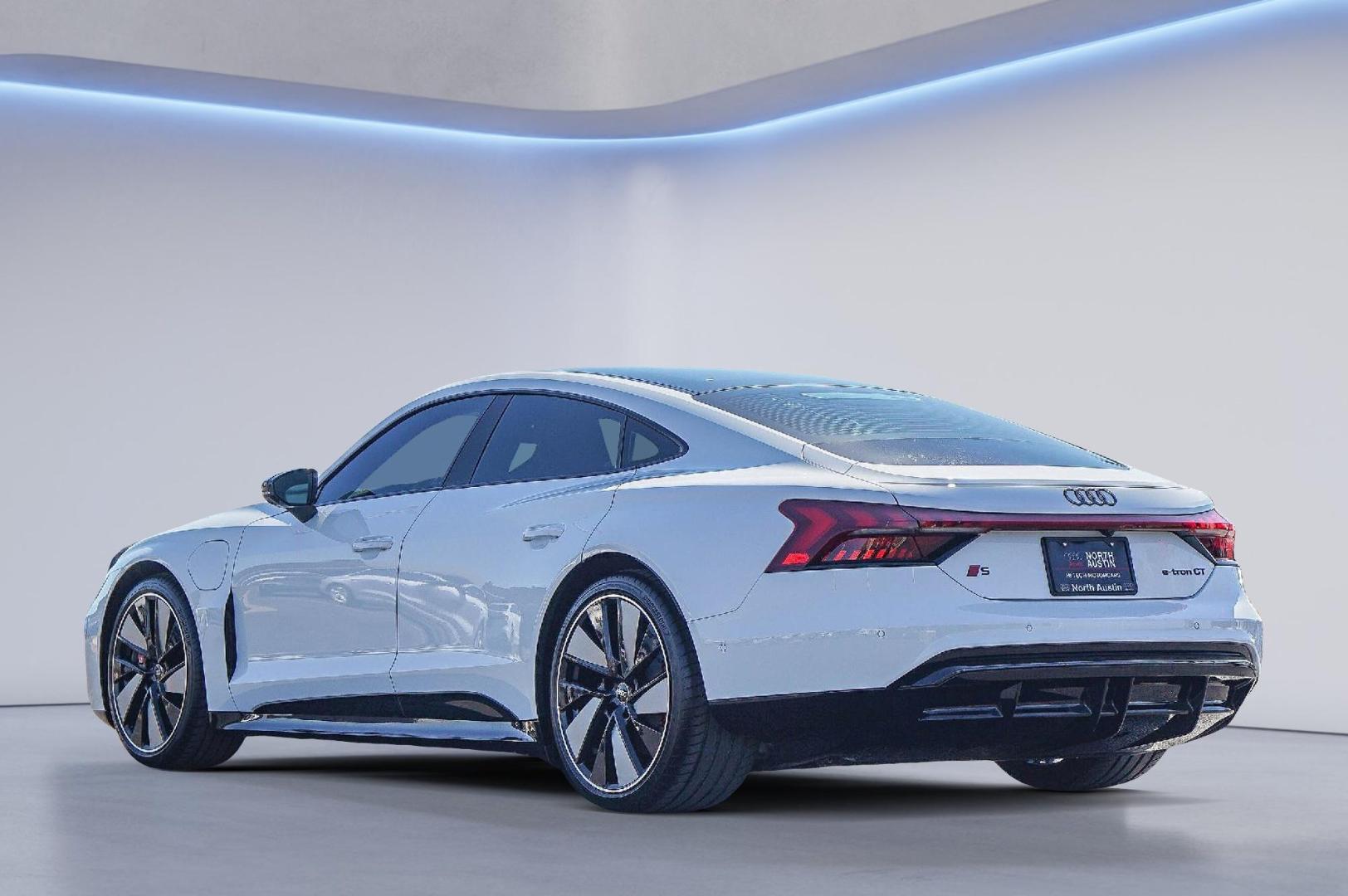 2026 Audi S e-tron GT Prestige - Photo 6
