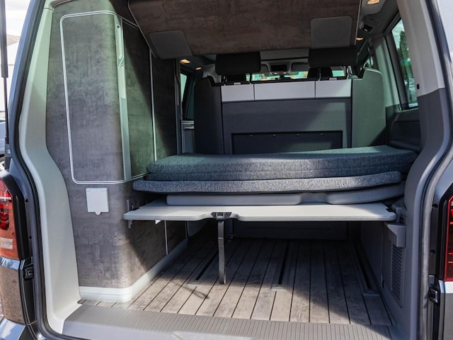 Volkswagen T6.1 California