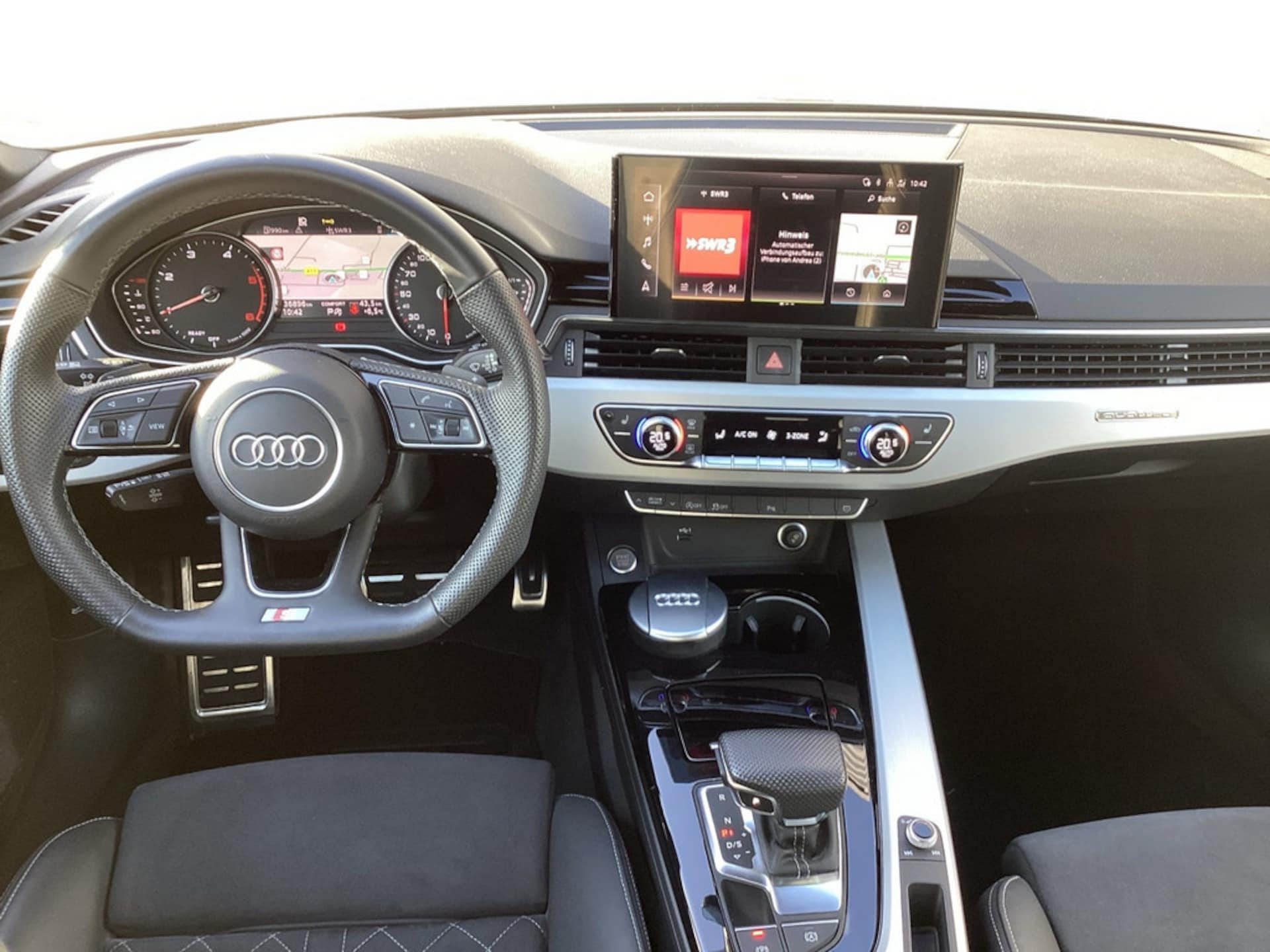 Audi A4 Avant S line