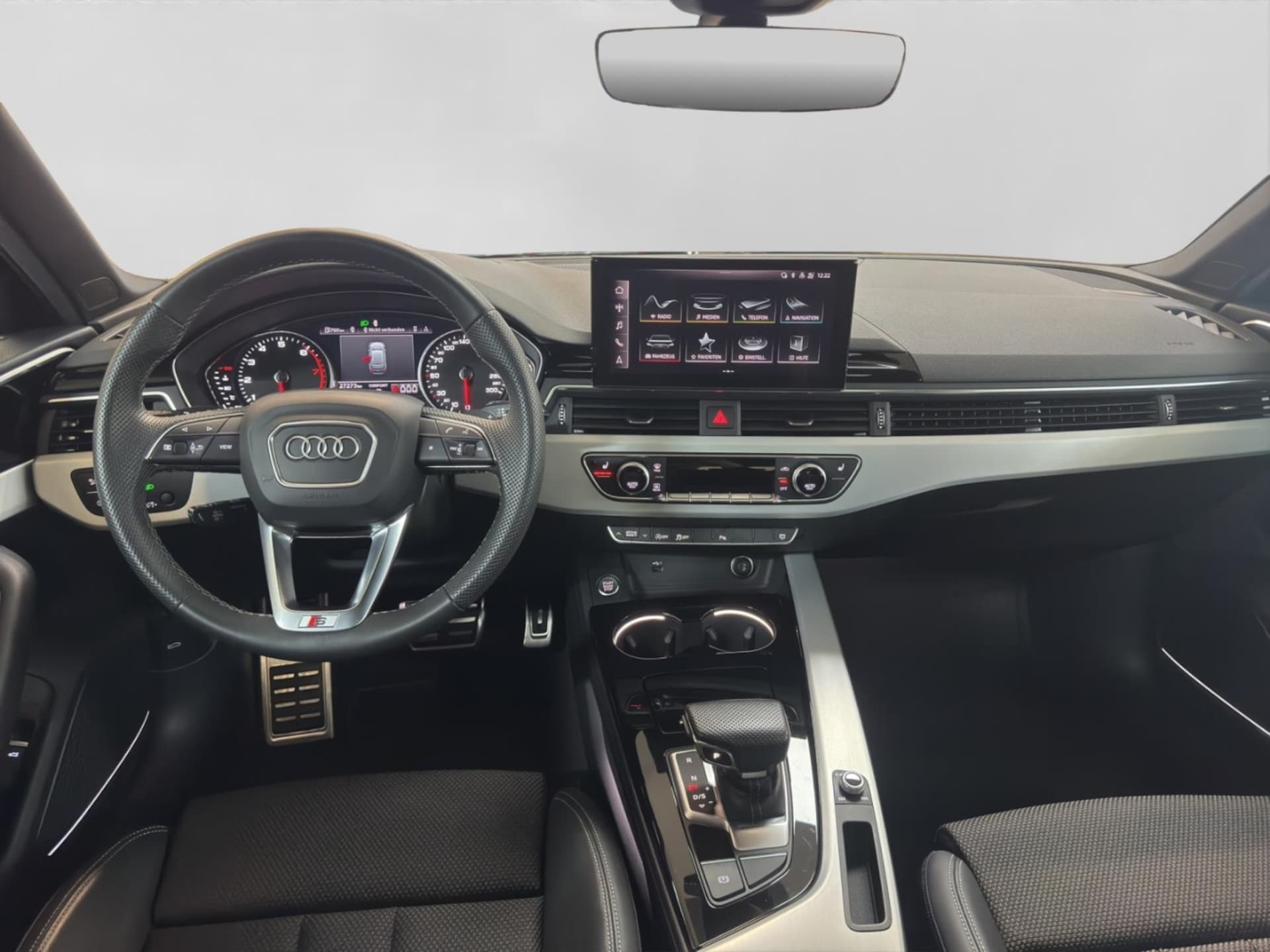 Audi A4 Avant S line