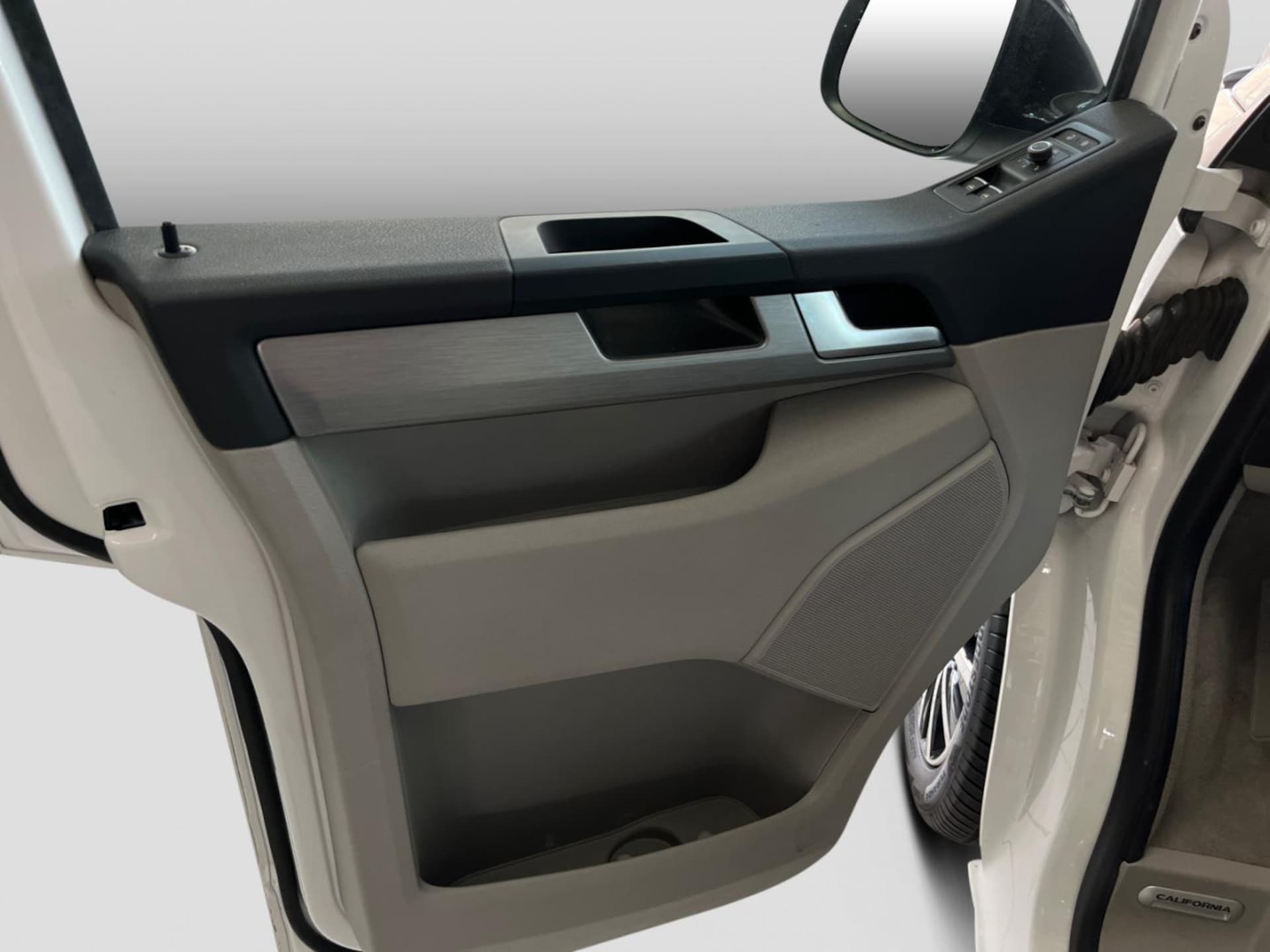 Volkswagen T6 California Ocean