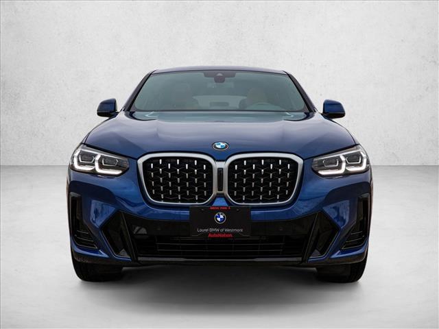 2023 BMW X4 - Image 2