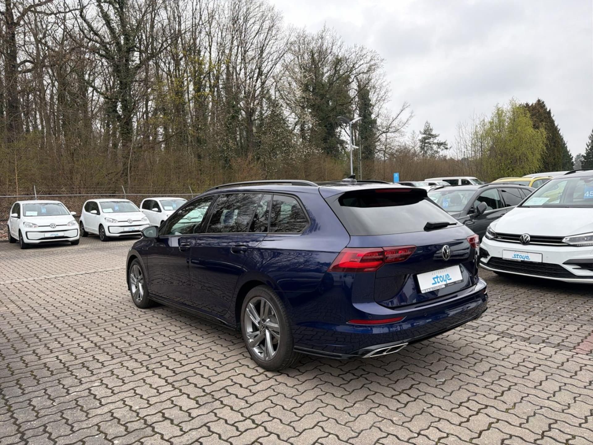 Volkswagen Golf Variant R-Line