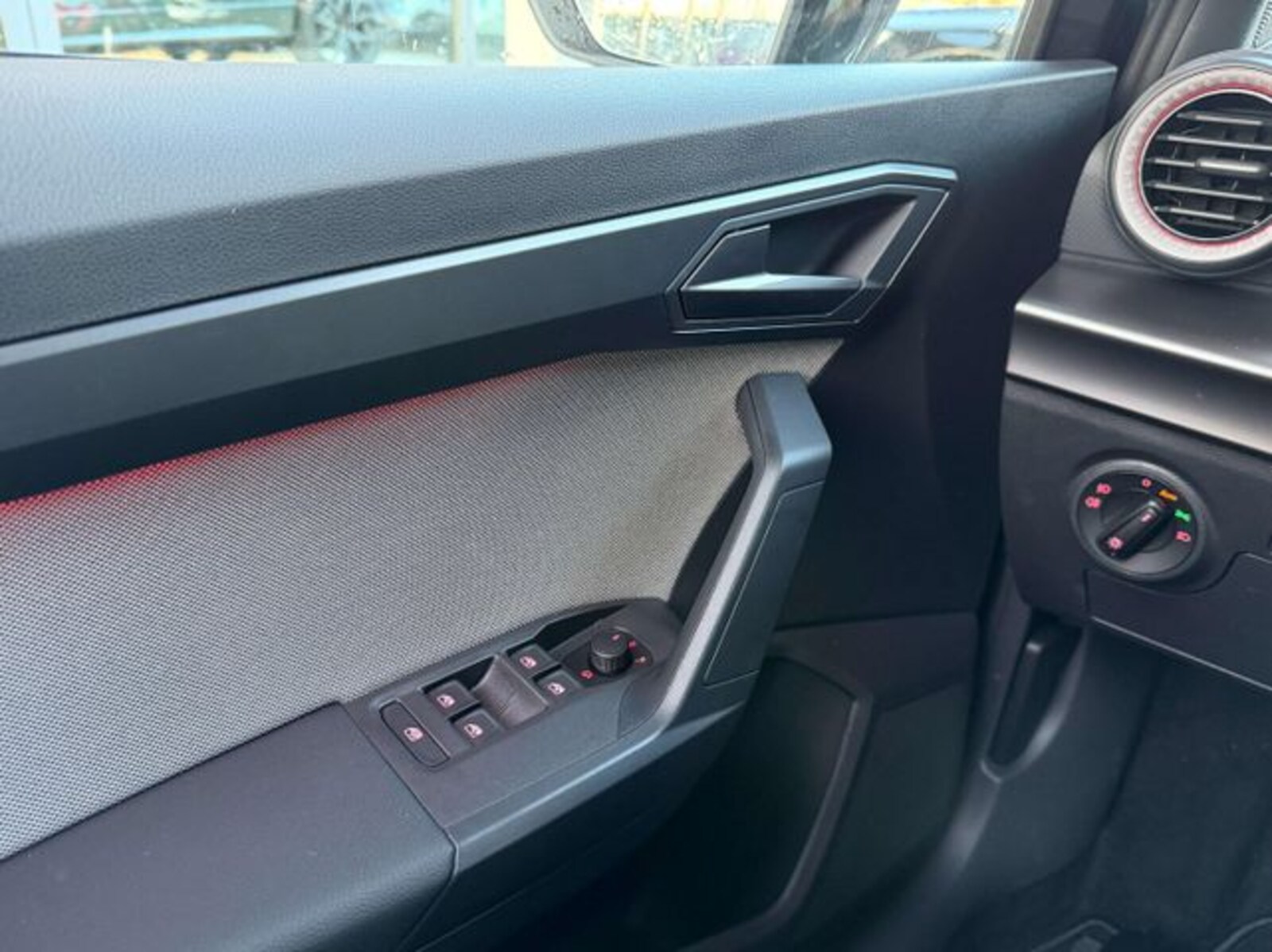 SEAT Arona – Bild 14