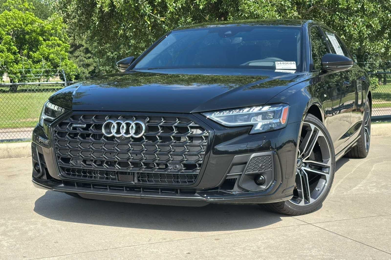 2026 Audi A8 55 TFSI L quattro Tiptronic's photo