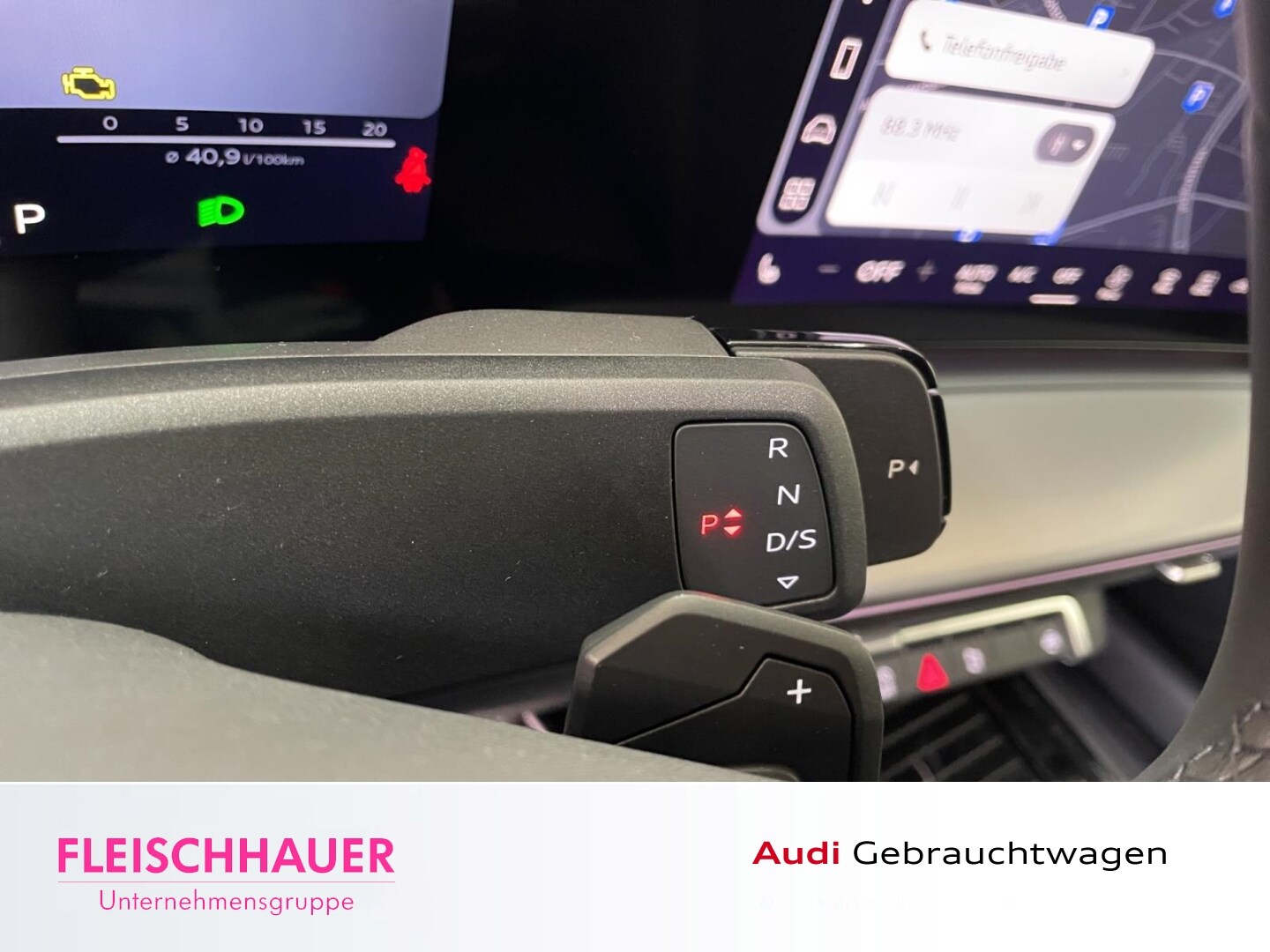 Bild über Audi Q3 SUV TFSI 110 kW S tronic - für weitere Informationen kontaktieren Sie den Audi Partner