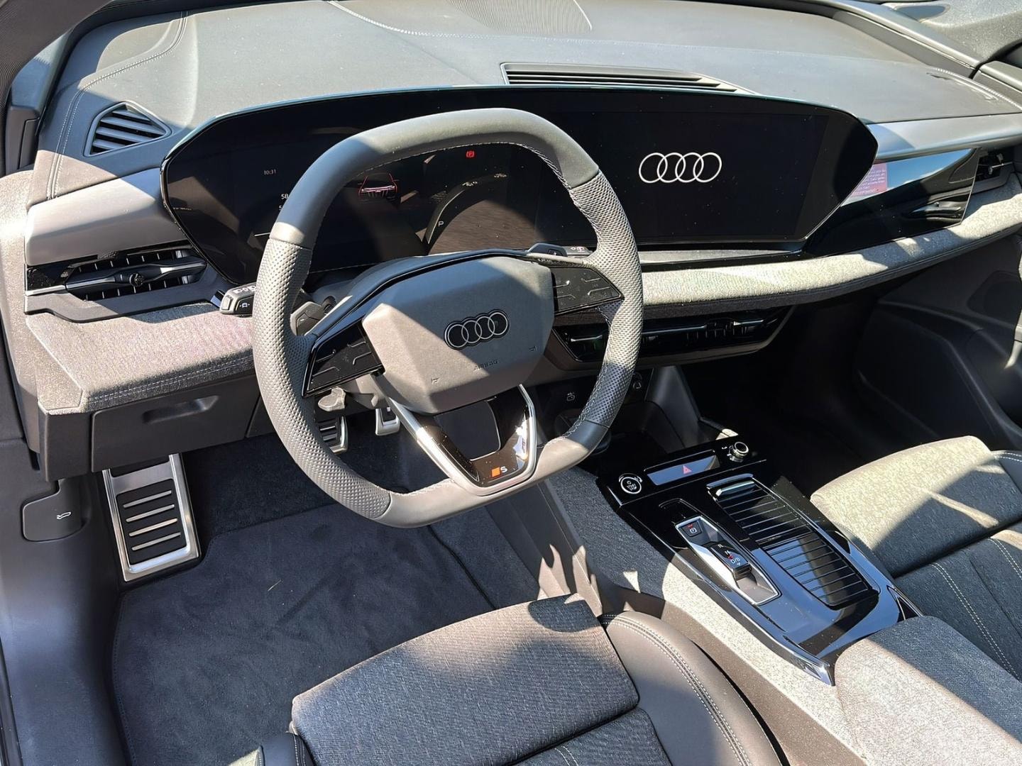 Bild über Audi Q6 SUV e-tron e-tron performance - für weitere Informationen kontaktieren Sie den Audi Partner