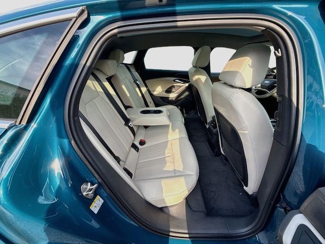 2025 Audi A6 Sportback e-tron Premium - Photo 31