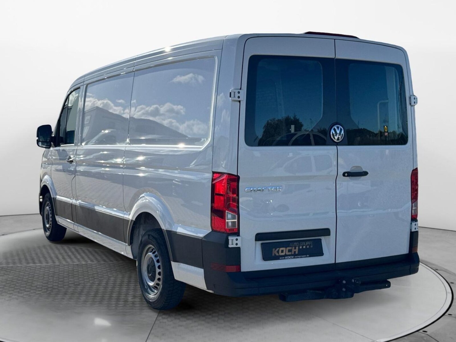 Volkswagen Crafter Kasten mittlerer Radstand – Bild 3