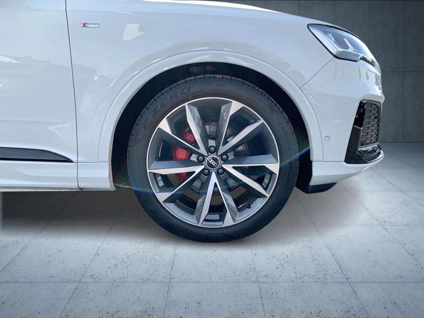 Image about Audi Q7 45 TDI quattro tiptronic