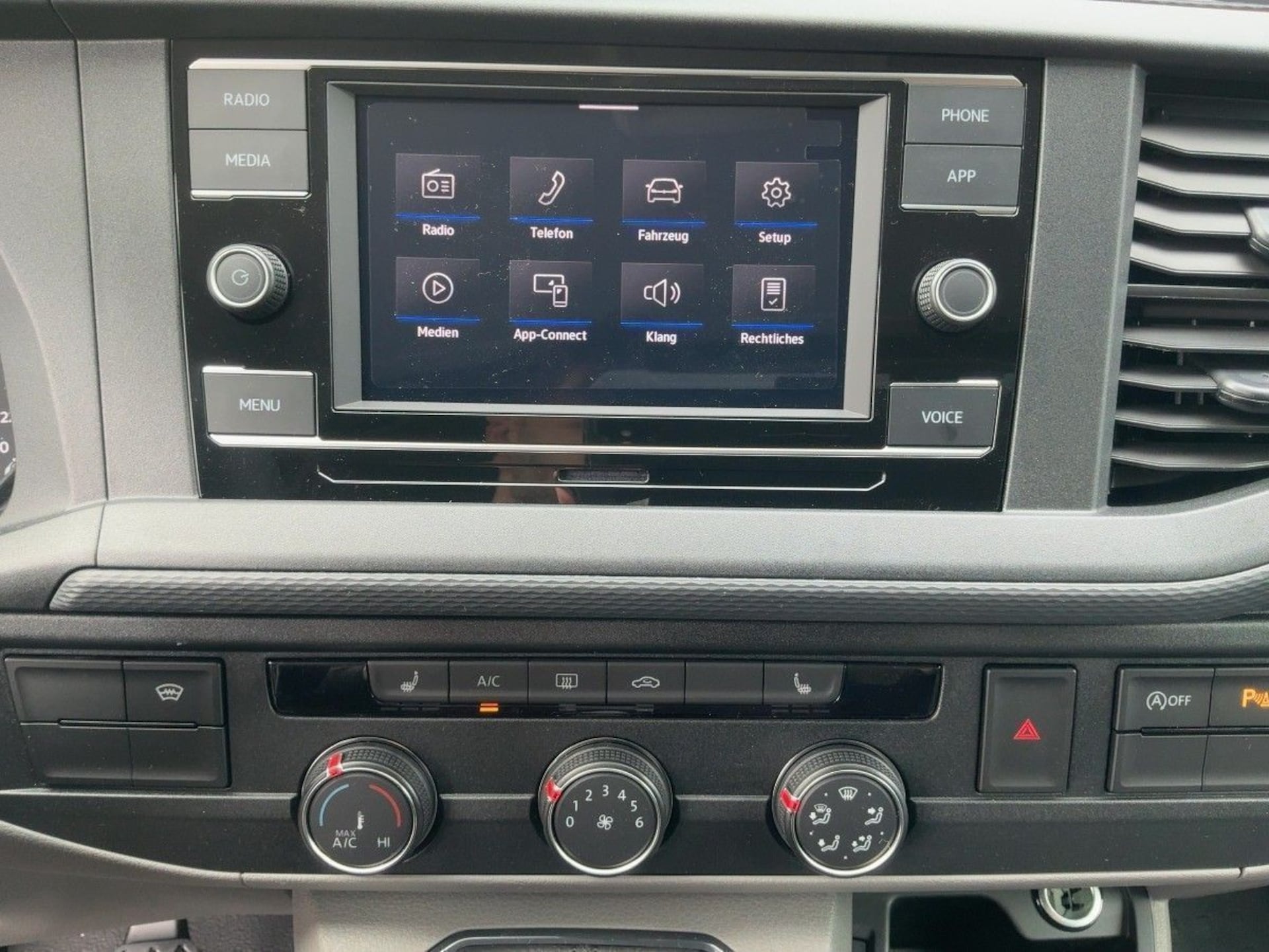 Volkswagen T6.1 Transporter Kasten langer Radstand