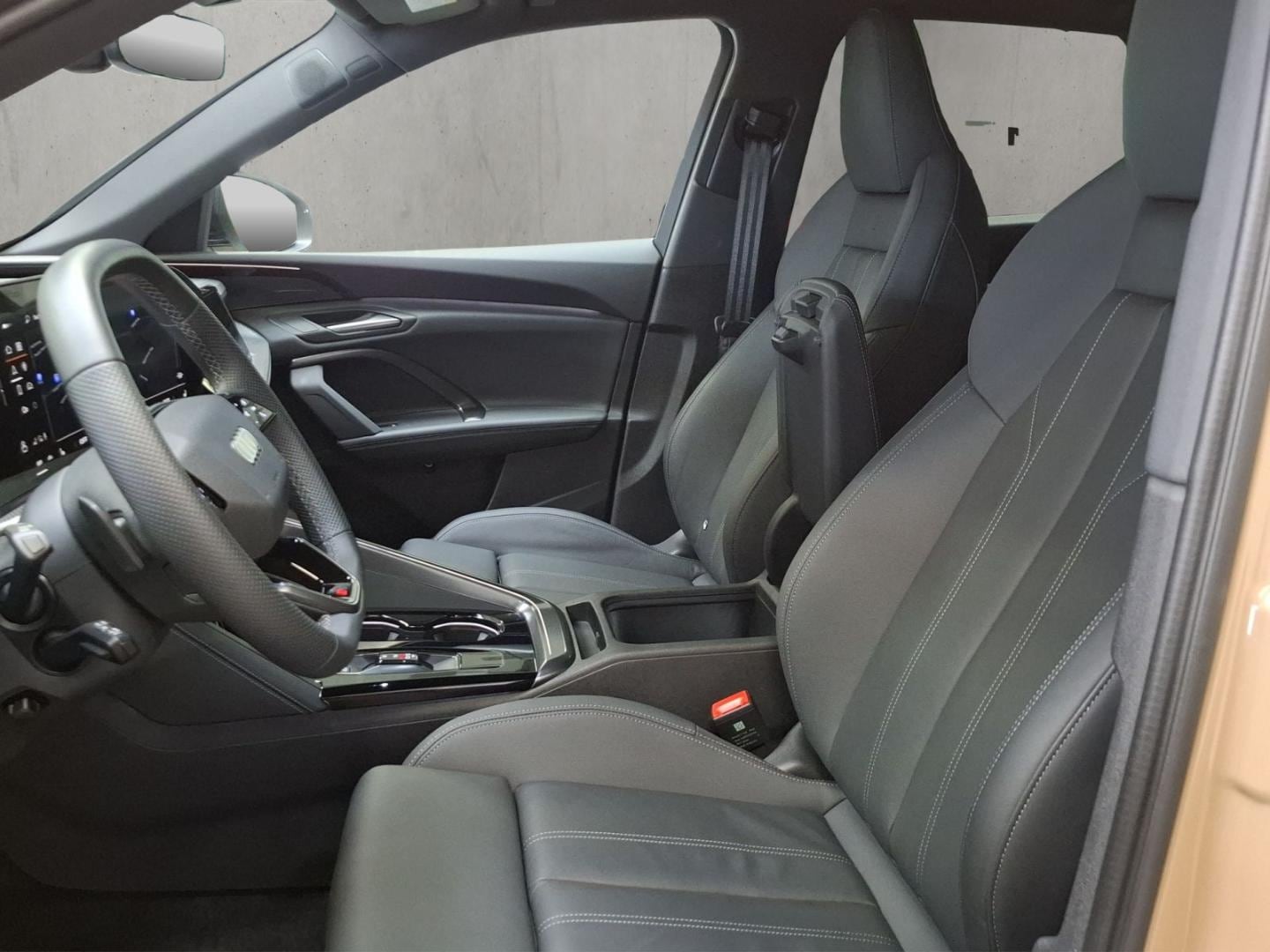 Bild über Audi Q5 SUV TDI quattro 150 kW S tronic - für weitere Informationen kontaktieren Sie den Audi Partner