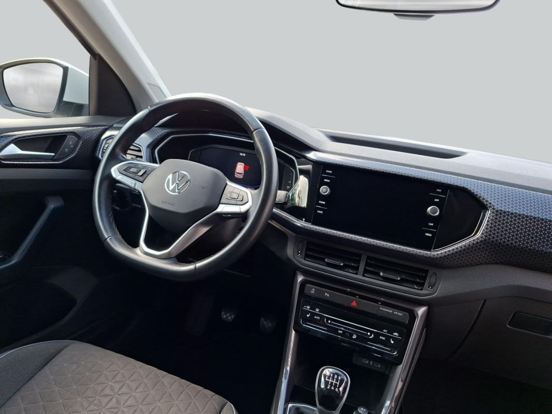 Volkswagen T-Cross Style