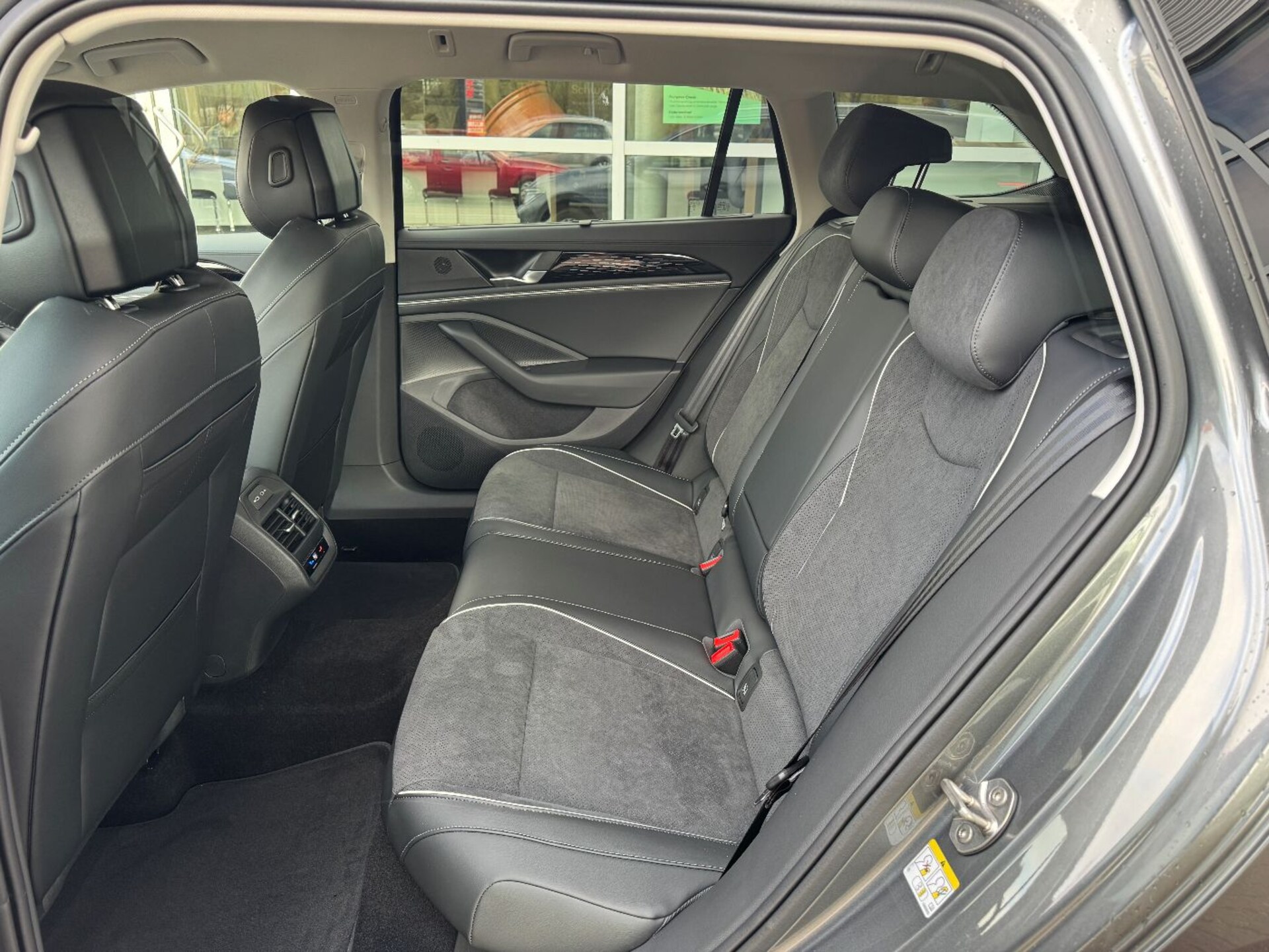 Volkswagen Passat Elegance