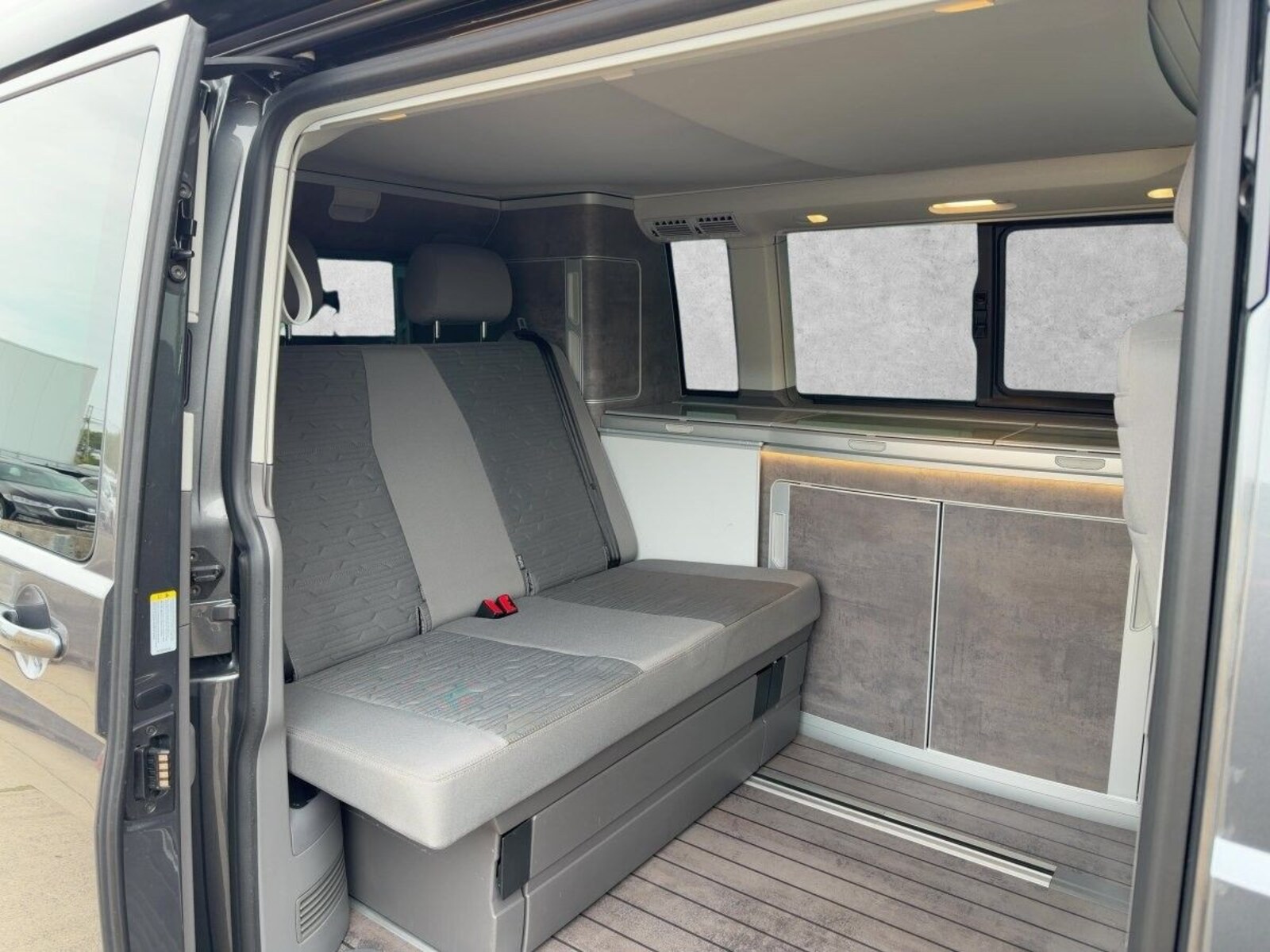 Volkswagen T6.1 California – Bild 18
