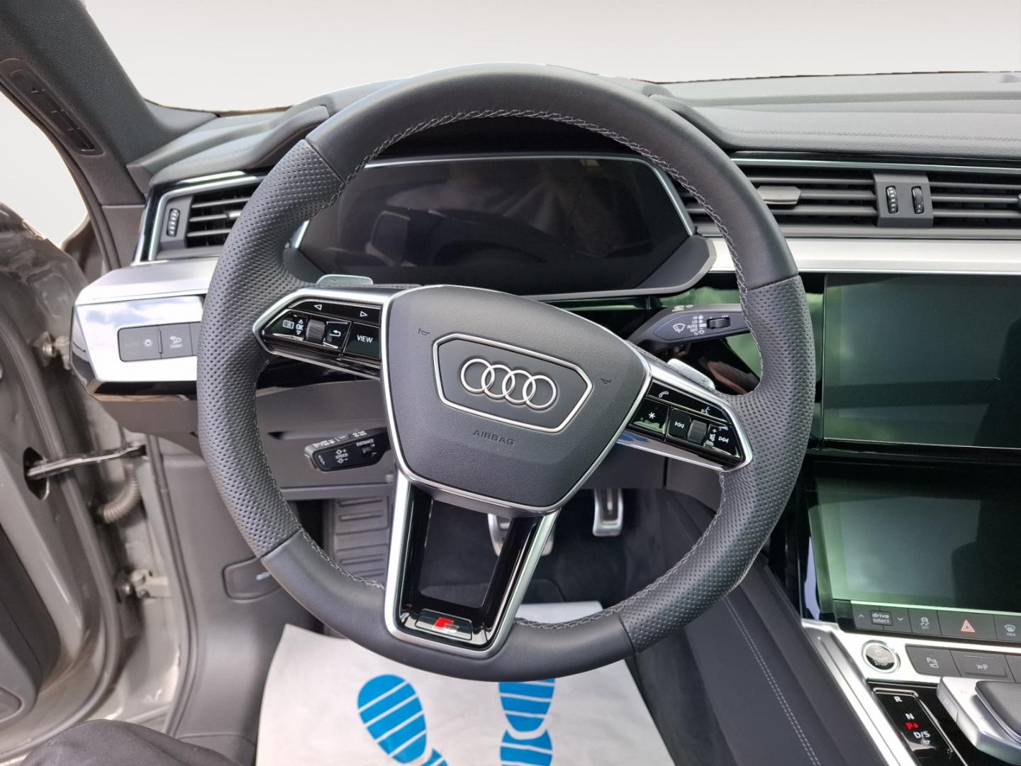 Image about Audi Q8 Sportback e-tron advanced 50 e-tron quattro