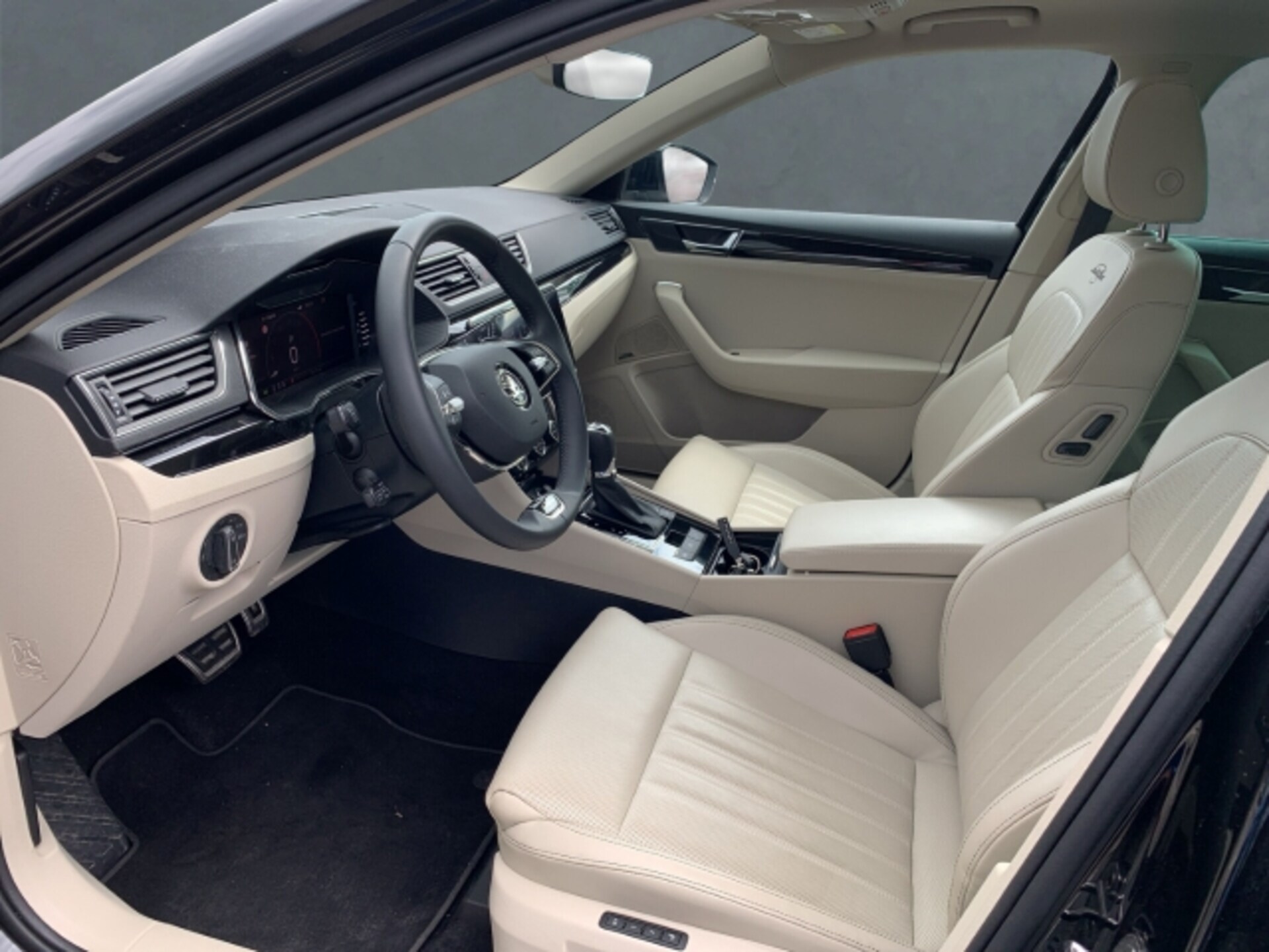 Skoda Superb Combi Laurin & Klement
