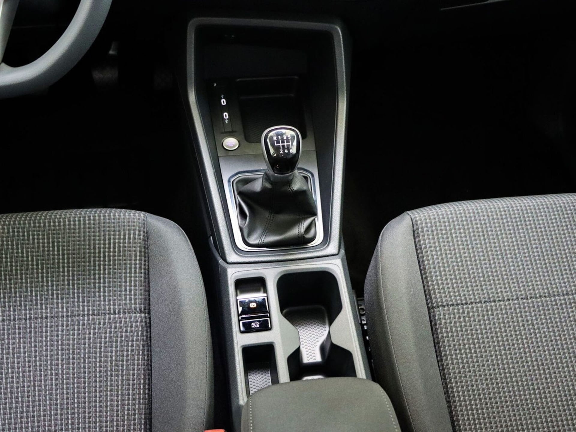 Volkswagen Caddy Basis-Modell
