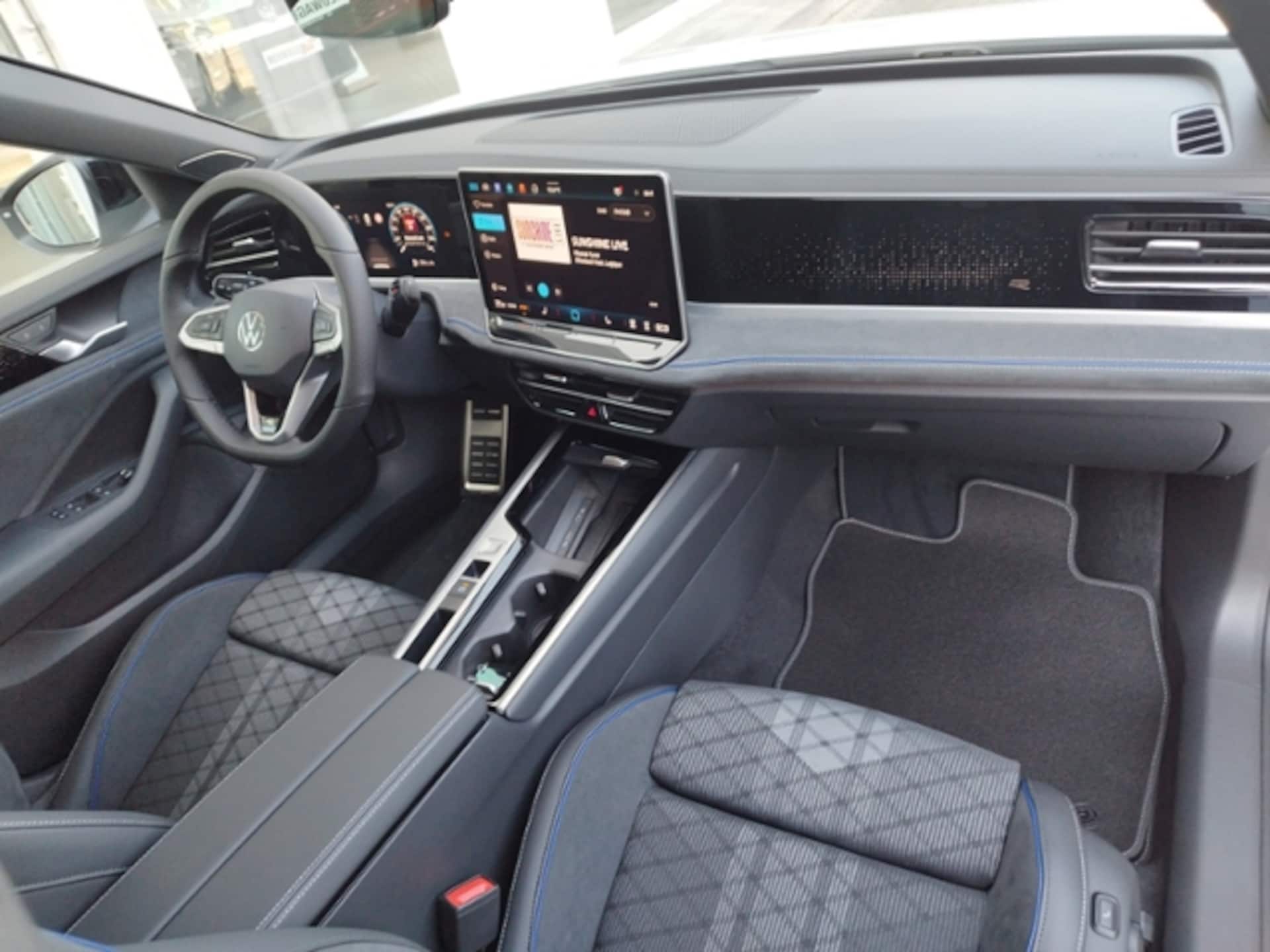 Volkswagen Passat R-Line