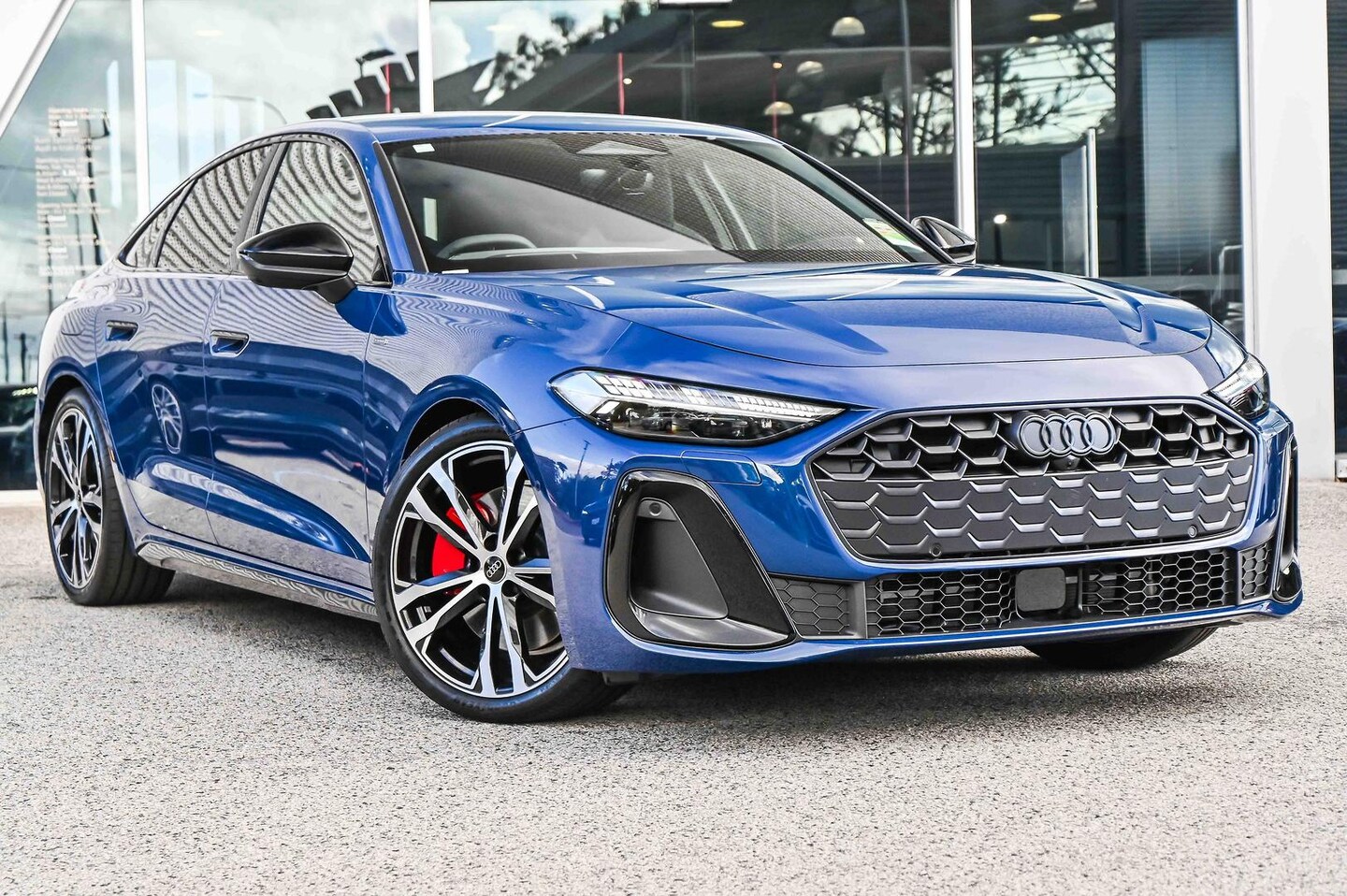 Image about Audi A5 Sedan TFSI e e-hybrid quattro 270 kW S tronic