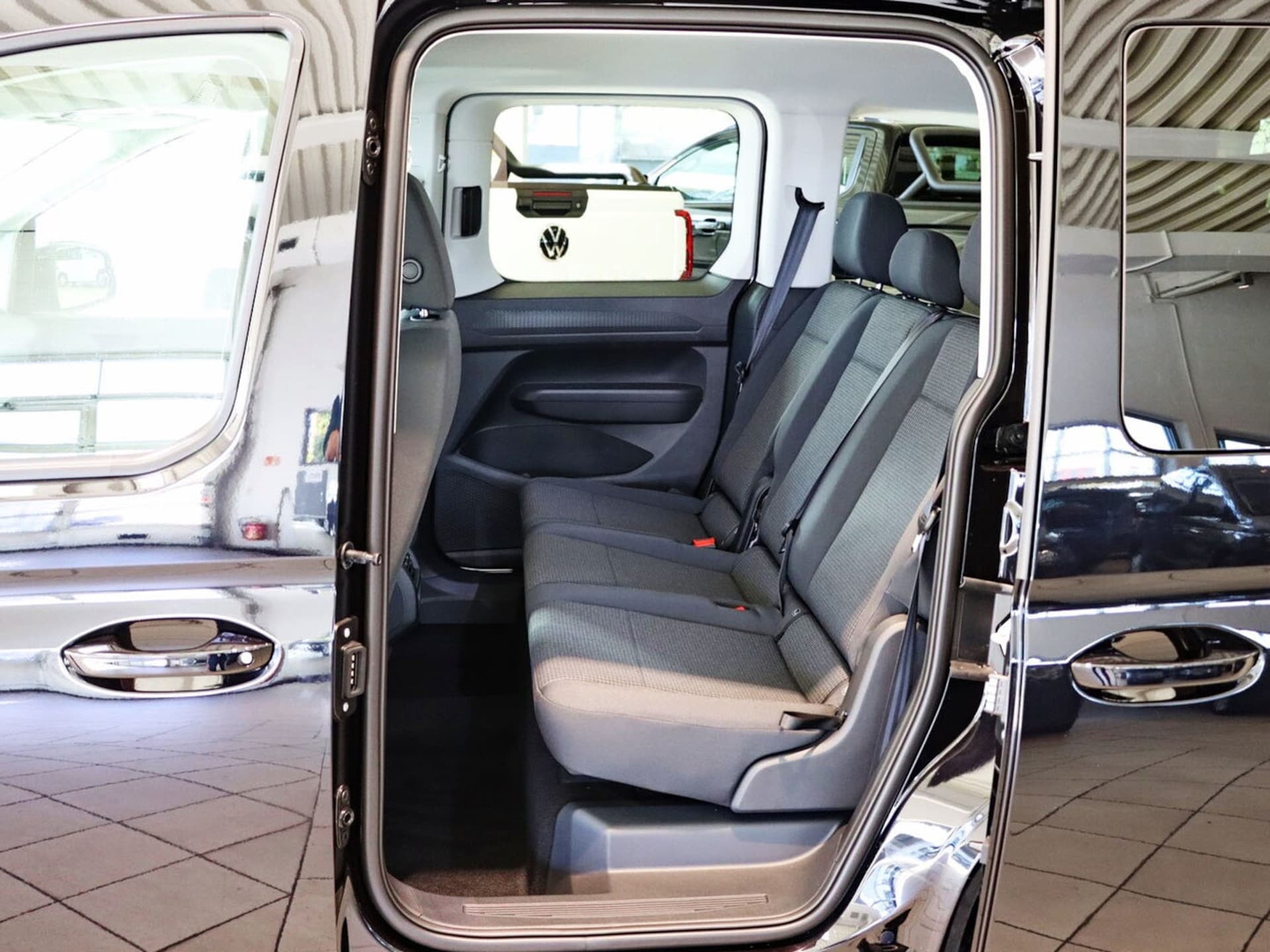 Volkswagen Caddy Basis-Modell
