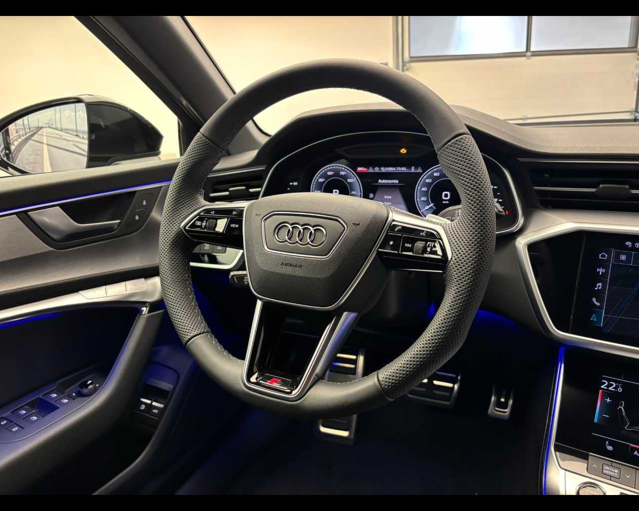 Immagine di Audi A6 Avant TFSI e S line edition 50 TFSI e quattro 220 kW (299 CV) S tronic - Vista: for more details contact your dealer