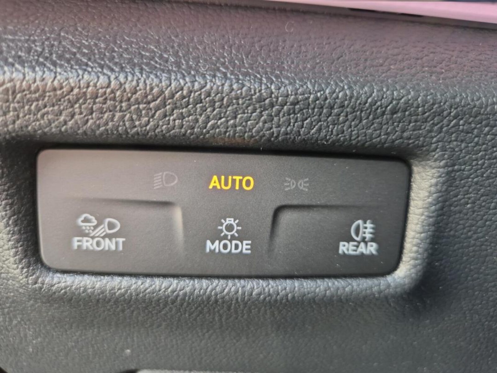 Volkswagen Tiguan – Bild 14