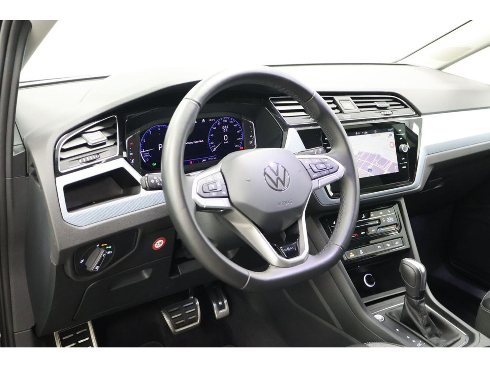 Volkswagen Touran – Bild 17