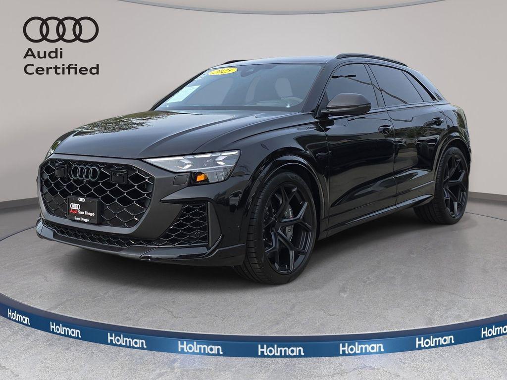 2025 Audi RS Q8 -'s photo
