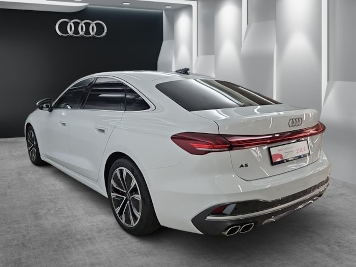 Bild über Audi A5 Limousine TDI 150 kW S tronic - für weitere Informationen kontaktieren Sie den Audi Partner