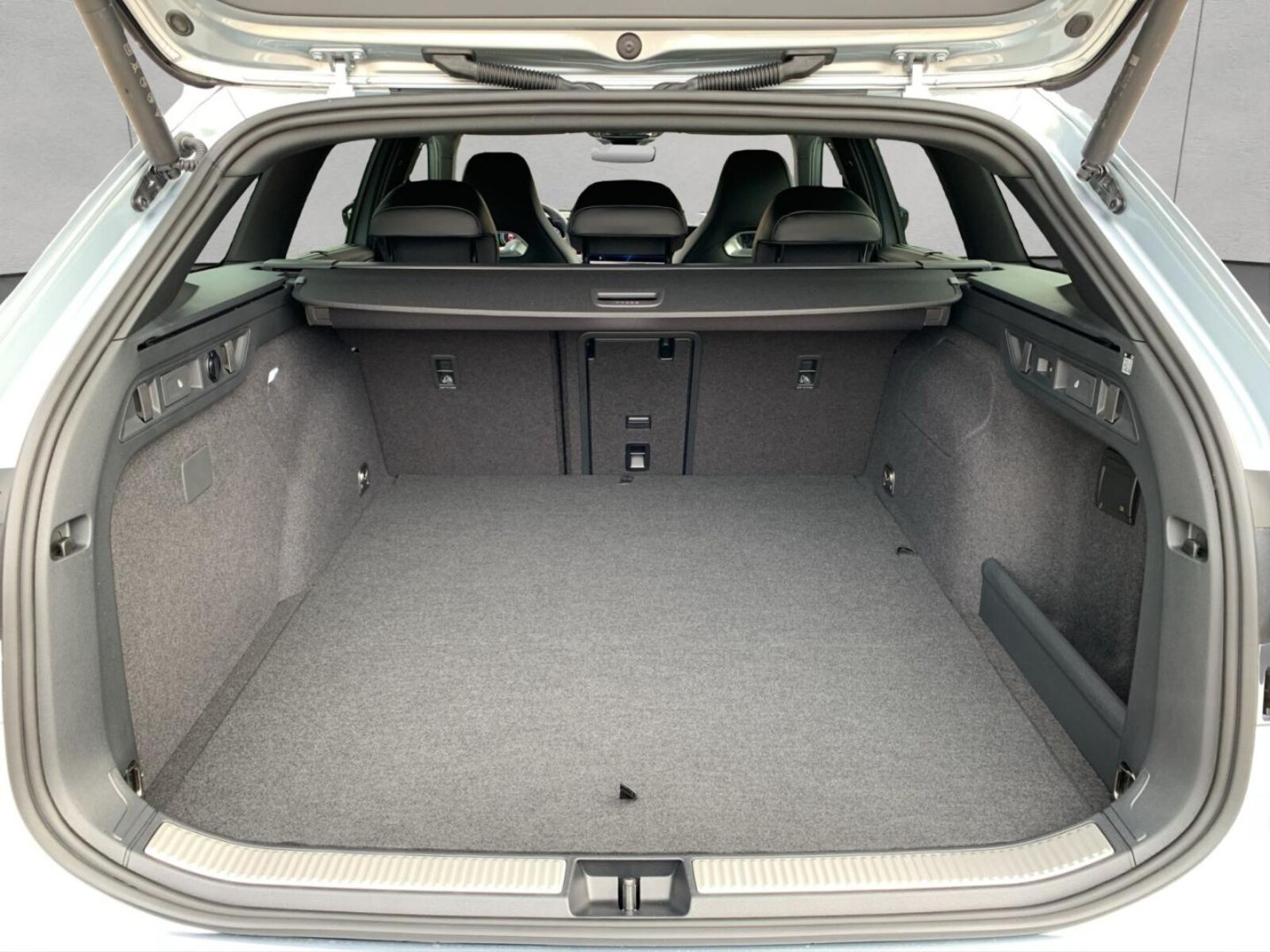 Volkswagen Passat – Bild 5