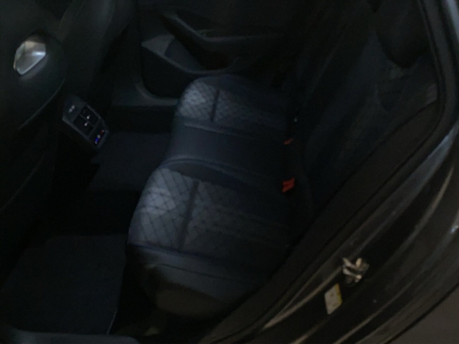 Volkswagen Passat – Bild 16