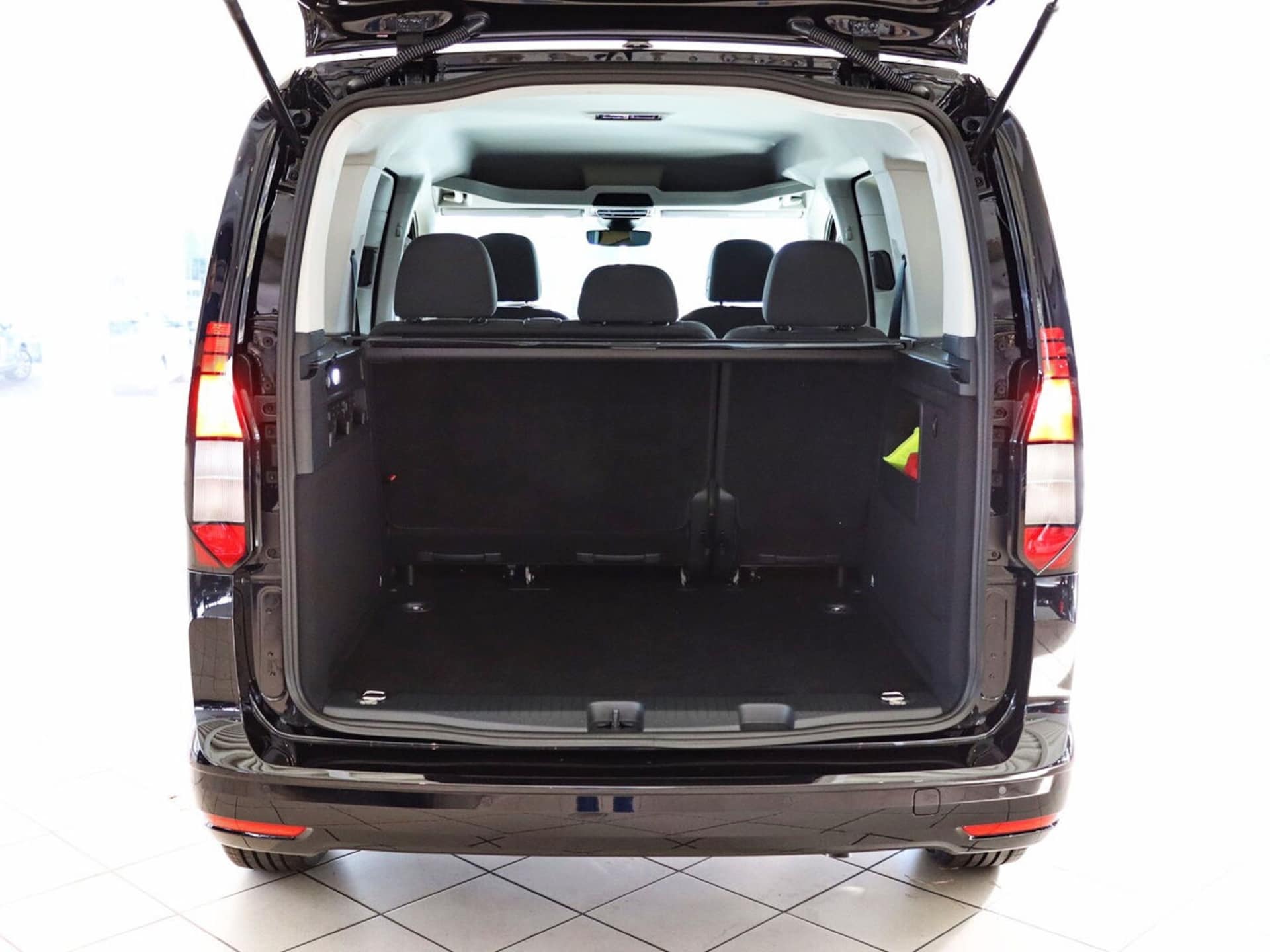 Volkswagen Caddy Basis-Modell