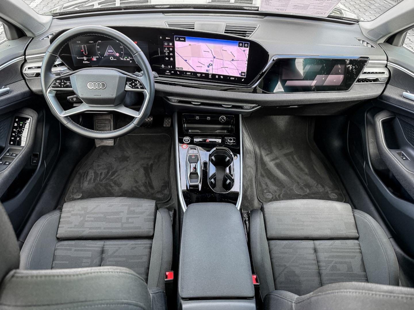 Bild über Audi A6 Avant TDI quattro 150 kW S tronic - für weitere Informationen kontaktieren Sie den Audi Partner