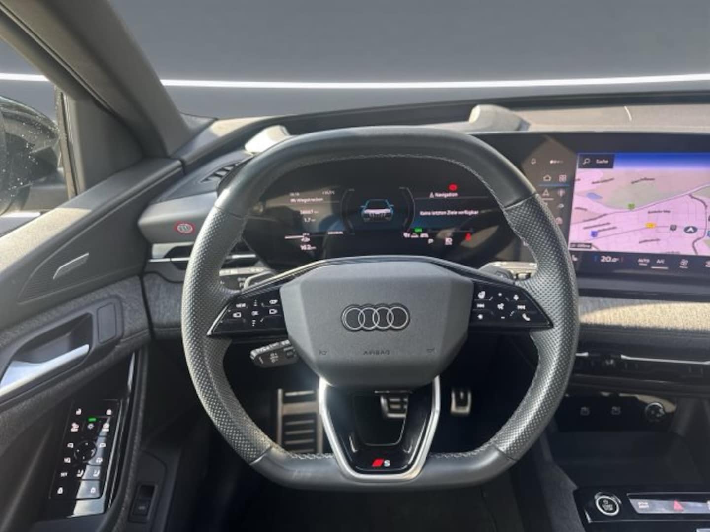 Bild über Audi Q6 SUV e-tron e-tron quattro - für weitere Informationen kontaktieren Sie den Audi Partner