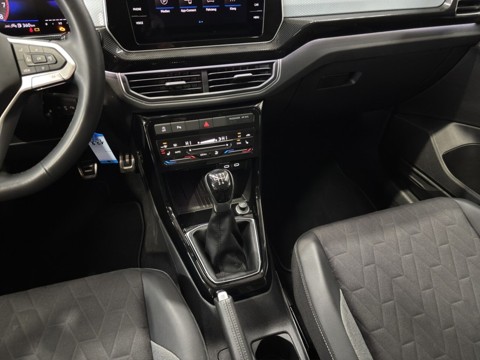 Volkswagen T-Cross – Bild 12