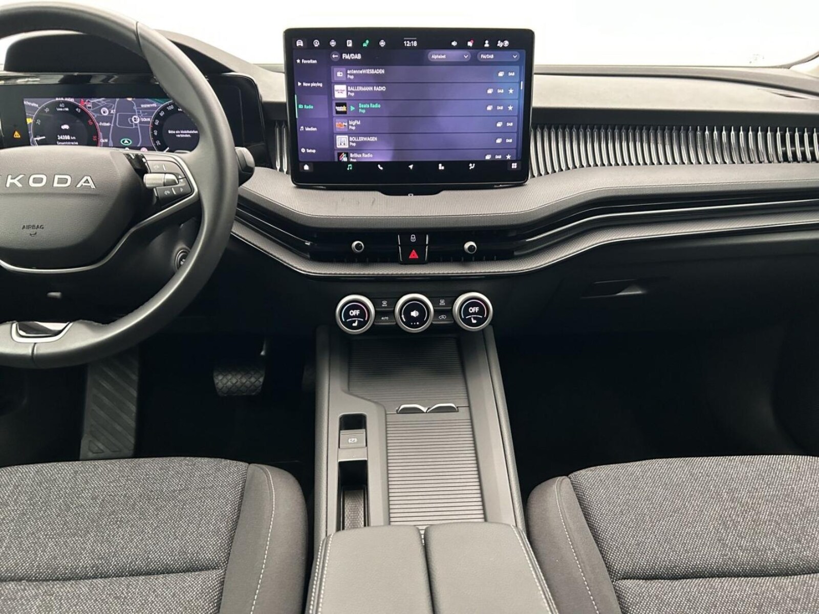 Škoda Superb Combi – Bild 8
