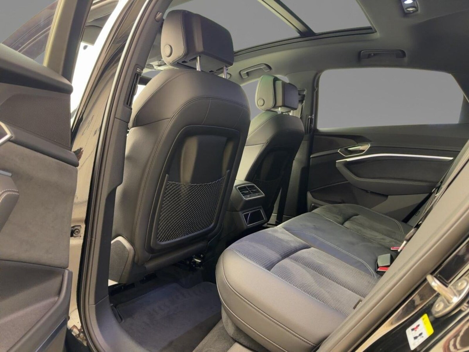 Audi Q8 Sportback e-tron – Bild 9