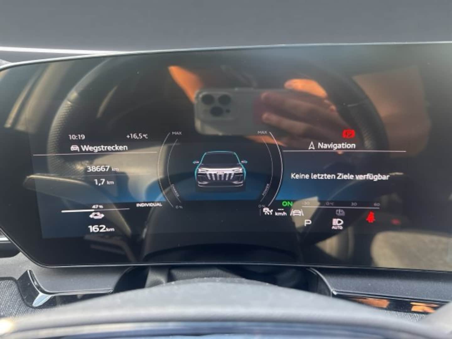 Bild über Audi Q6 SUV e-tron e-tron quattro - für weitere Informationen kontaktieren Sie den Audi Partner