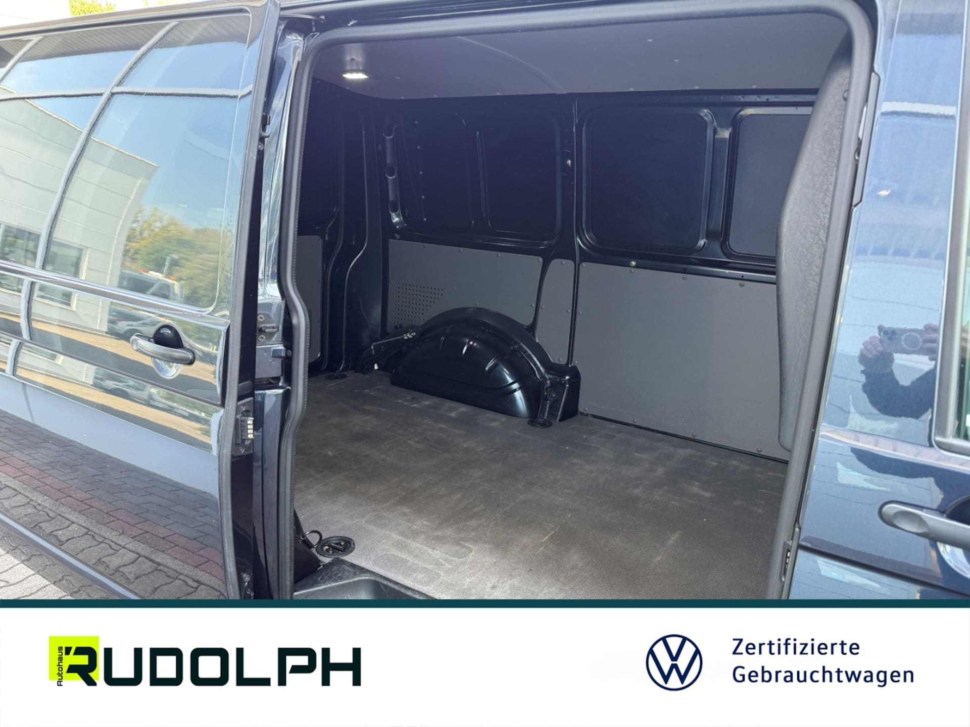 Volkswagen T6.1 Transporter Kasten kurzer Radstand