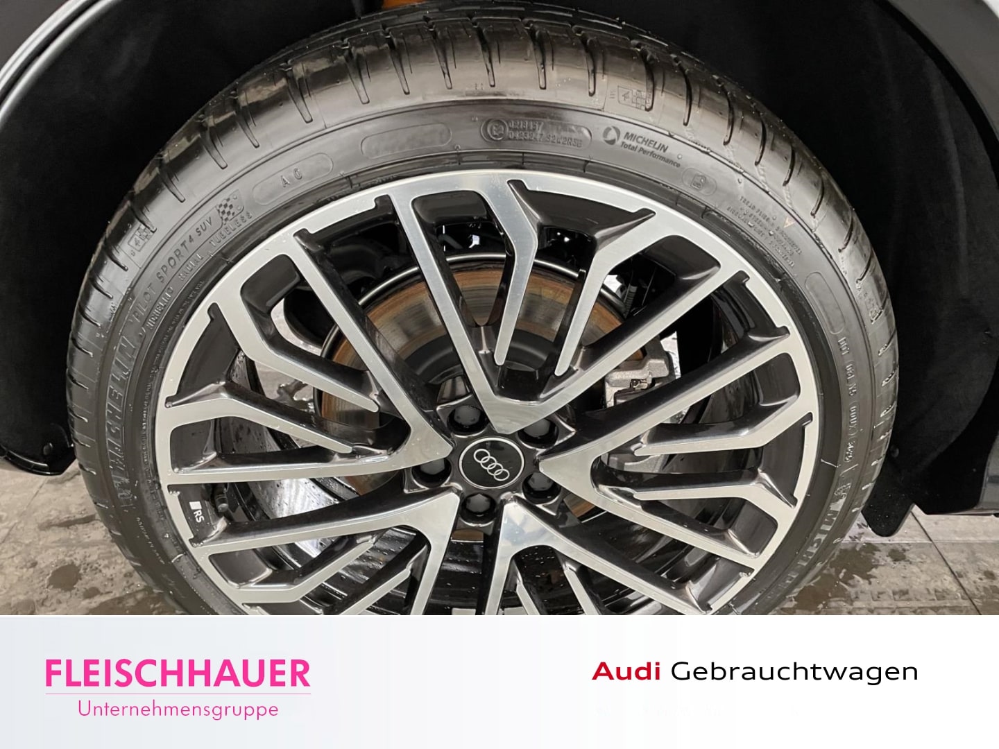Bild über Audi Q5 SUV TDI quattro 150 kW S tronic - für weitere Informationen kontaktieren Sie den Audi Partner