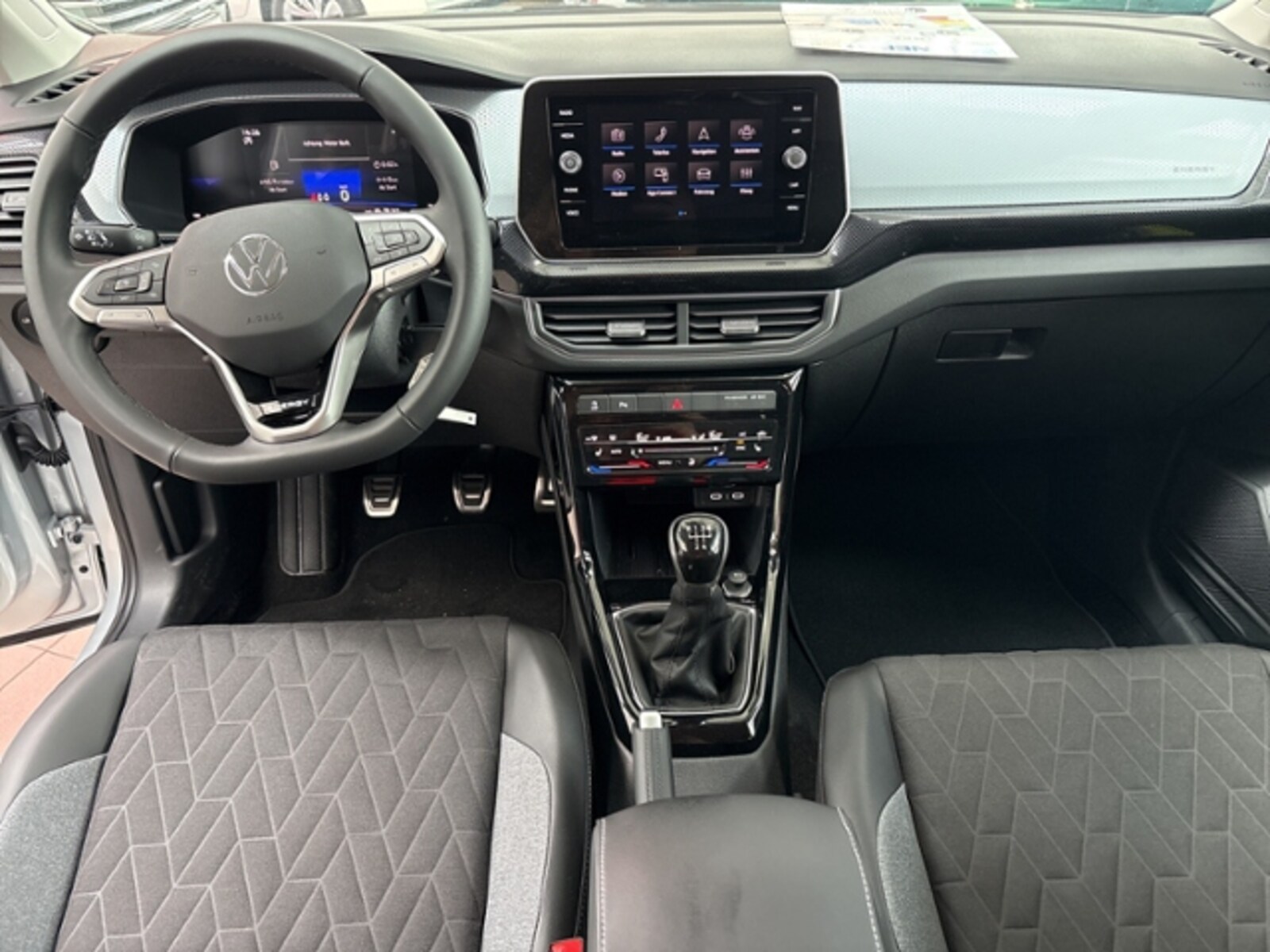 Volkswagen T-Cross – Bild 8